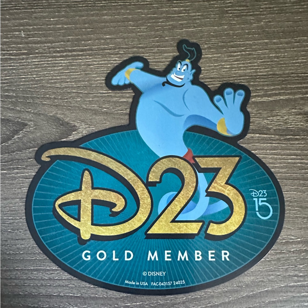 Disney D23 Gold Member Magnet Car Disney 15 Years Aladdin Genie